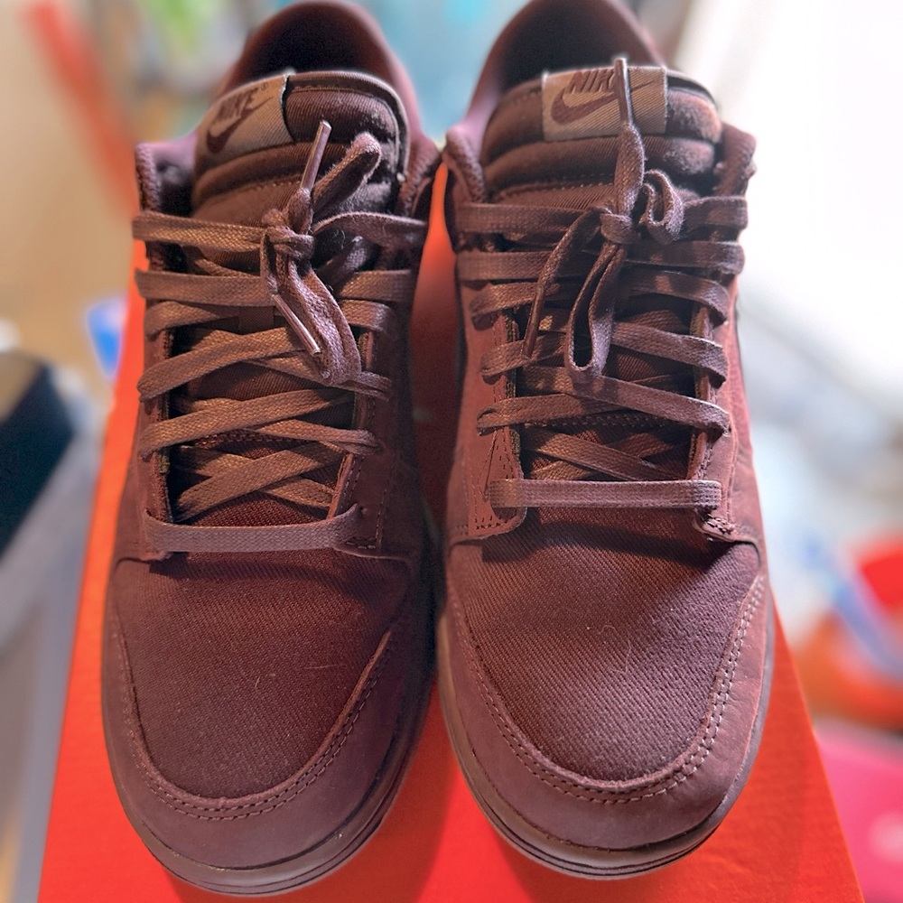 Dunk low burgundy
